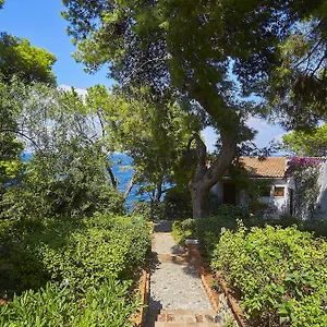 Villa Majus, Porticello